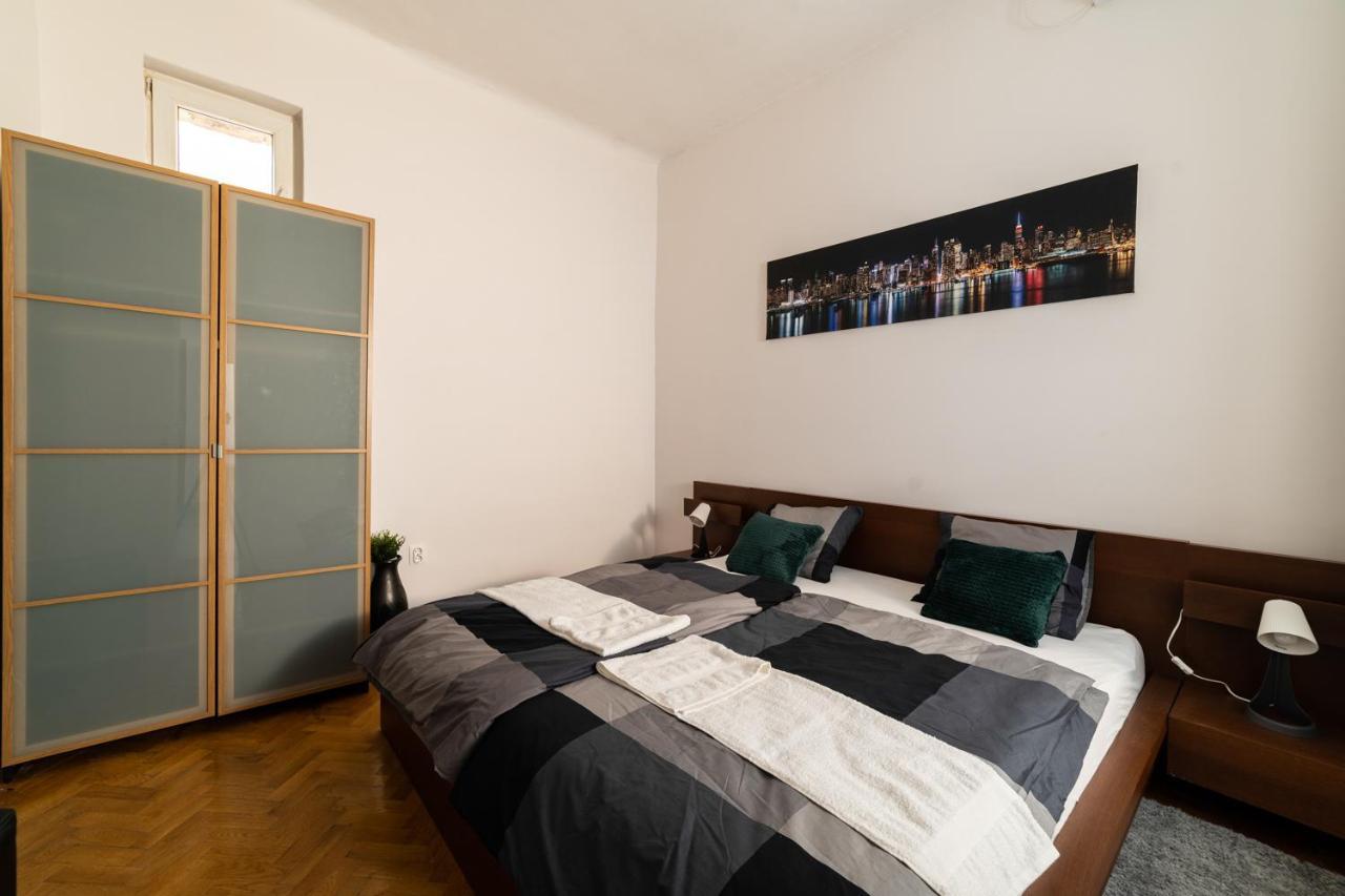 Ro-Land Vendeghaz Apartment Miskolc Ngoại thất bức ảnh