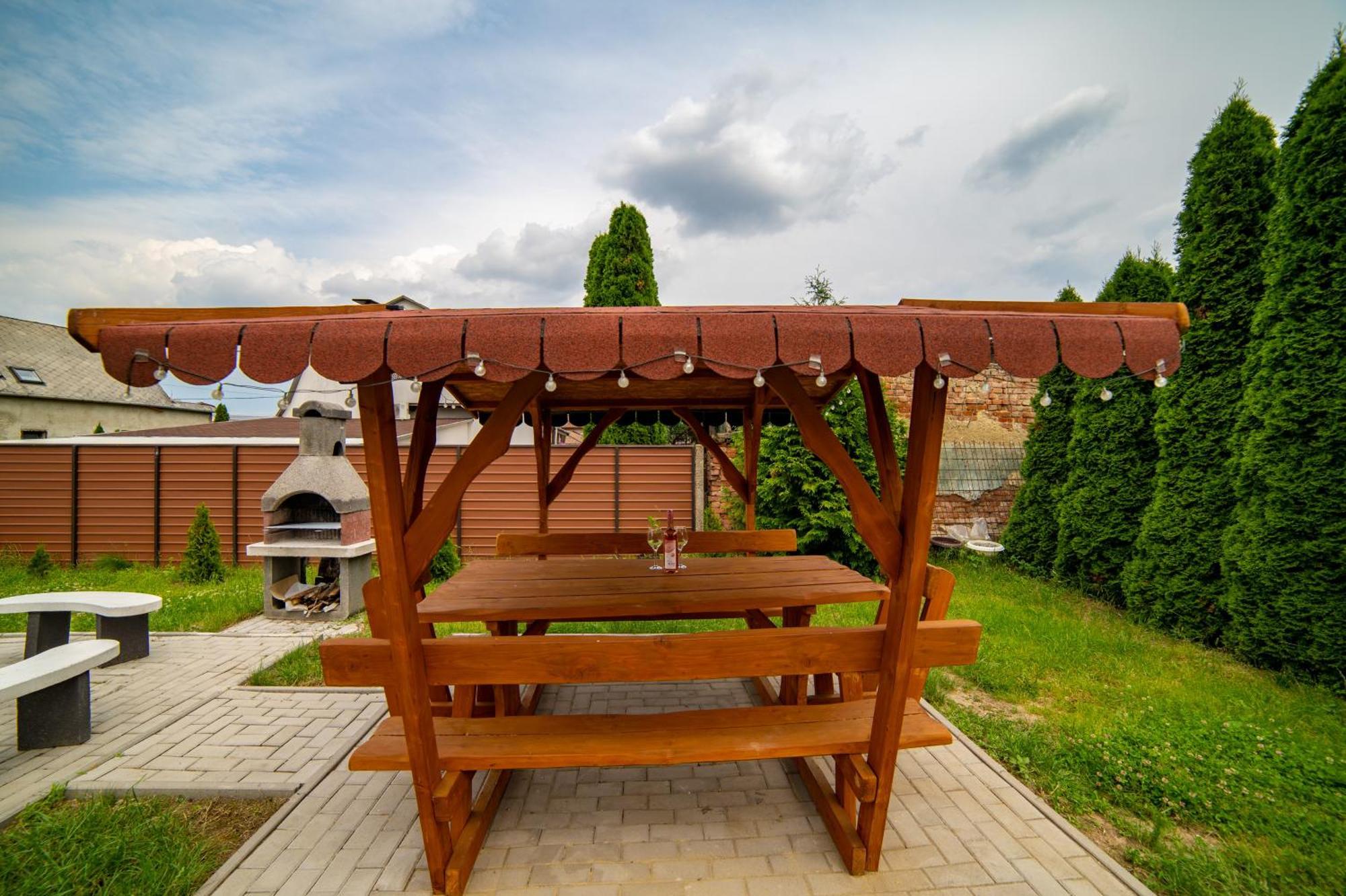 Ro-Land Vendeghaz Apartment Miskolc Ngoại thất bức ảnh